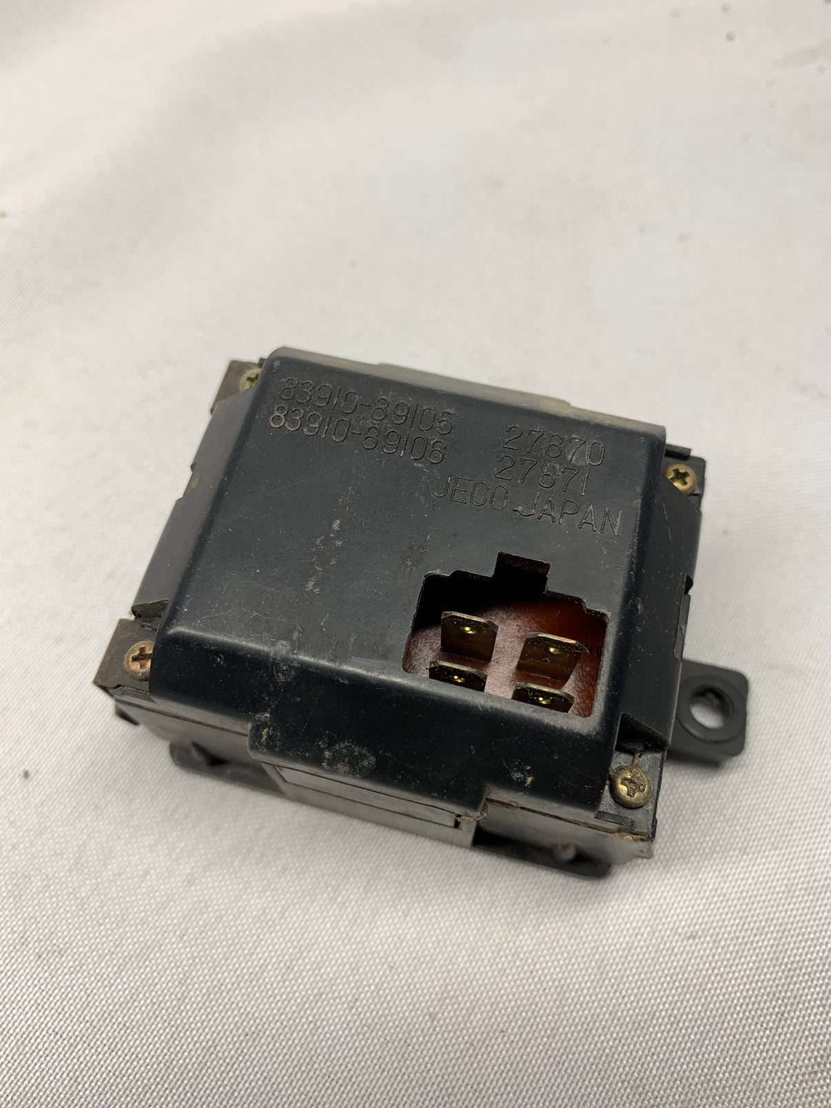 Used OEM Quartz Clock - Toyota 4runner & Pickup - 1984-1989 – kptoyoparts