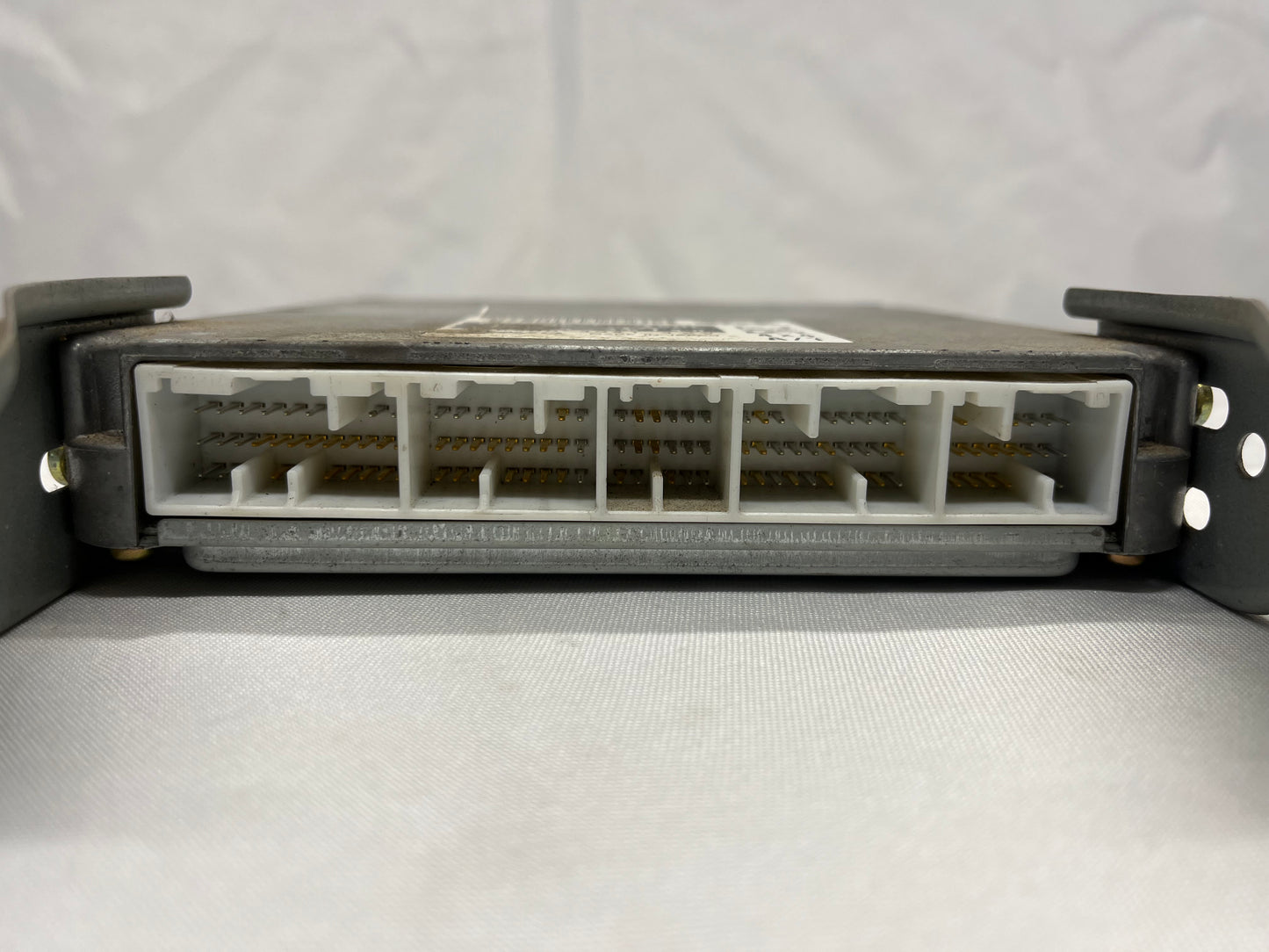 Used OEM Engine Control ECU ECM 3.4 4x4 A/T 89666-35140 - Toyota 4Runner - 1999-2000