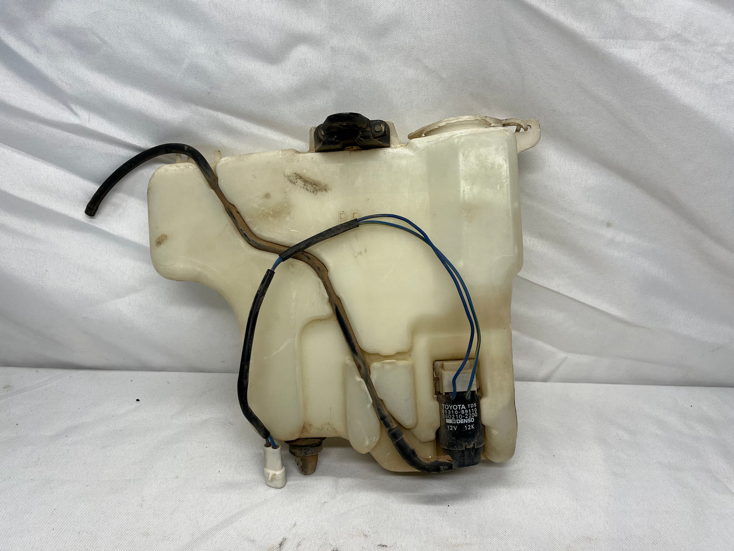 Used OEM Windshield Wiper Washer Bottle Tank Reservoir W/ MOTOR - Toyota 4Runner - 1984-1989