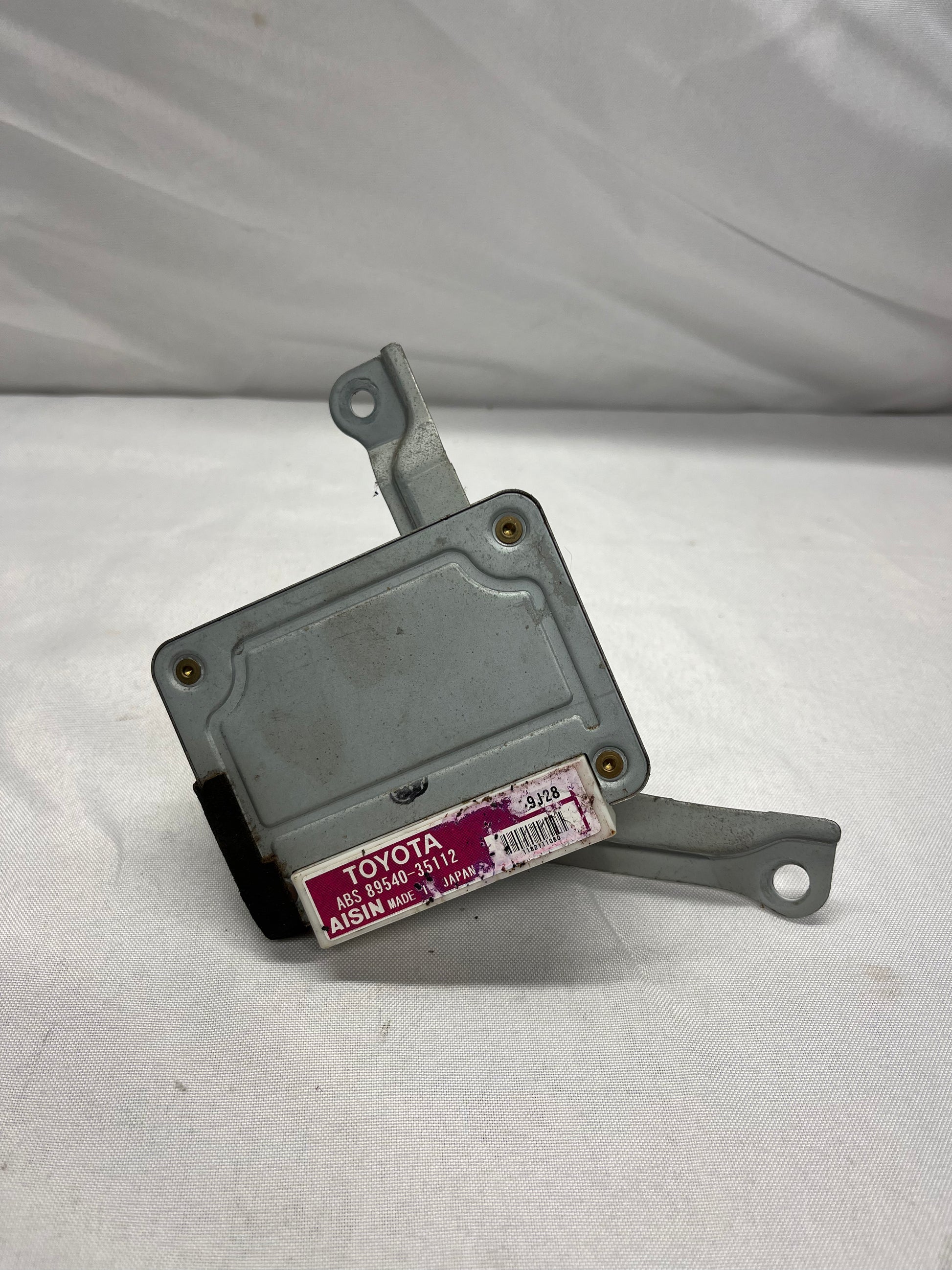 Skid Computer Used OEM ABS Skid Control Computer - Toyota 4Runner - 1996-2000 ...